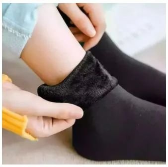 Pack of 2 pairs Women Winter Woolen Socks Warm Thicken Thermal Snow Socks For Ladies Men Unisex - Image 3